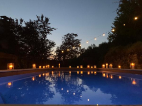 La Maison Carrée - Studios de charme - kitchenette - Climatisation & Piscine chauffée